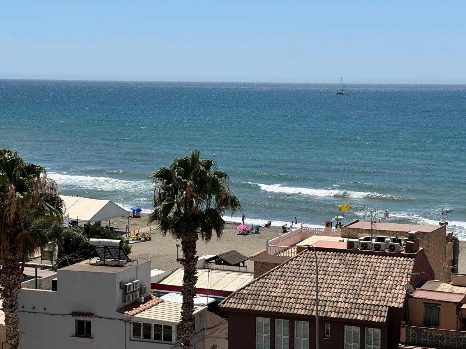 Апартаменты Mare Nostrum Beach El Palo Vistas Al Mar Terraza ,Aparcamiento Малага Экстерьер фото